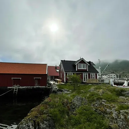 Modern Fisherman's By The Sea At Markane